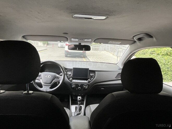 Hyundai Accent 2022, 82,300 km - 1.6 л - Bakı