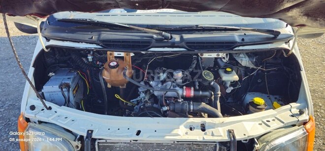 Ford Transit-8