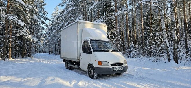 Ford Transit-2