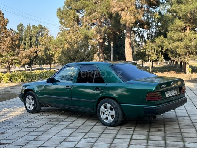 Mercedes 300 D 1985, 380,000 km - 3.0 l - Salyan