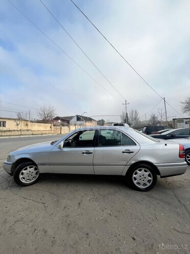 Mercedes C 180 1995, 220,000 km - 1.8 л - Bakı
