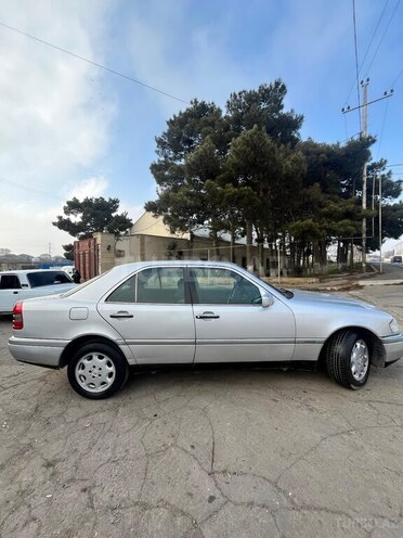 Mercedes C 180 1995, 220,000 km - 1.8 л - Bakı