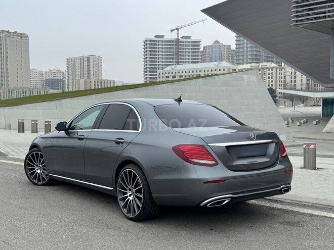 Mercedes E 200 d 2017, 207,000 km - 2.0 l - Bakı
