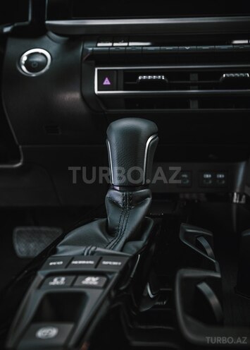 Toyota Camry-7