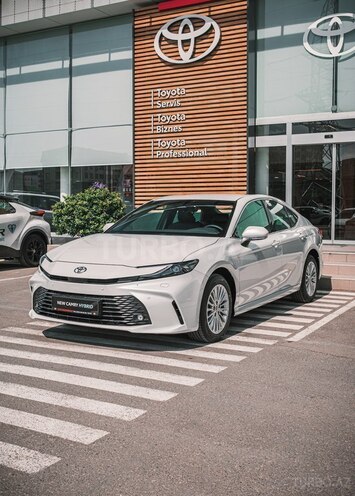 Toyota Camry-1