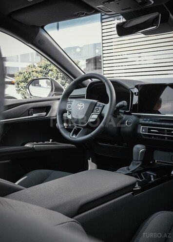 Toyota Camry-17