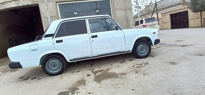 LADA (VAZ) 2107 2009, 123,462 km - 1.7 l - Salyan