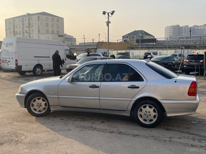 Mercedes C 180 1993, 385,000 km - 1.8 л - Bakı