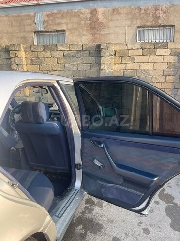 Mercedes C 180 1993, 385,000 km - 1.8 л - Bakı