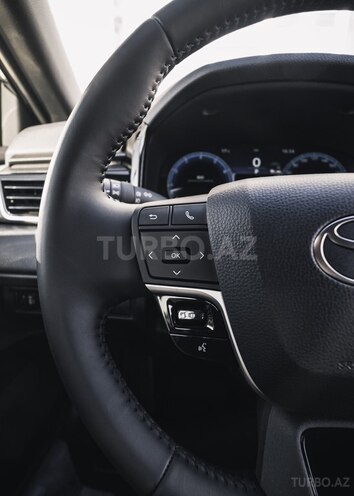 Toyota Camry-8