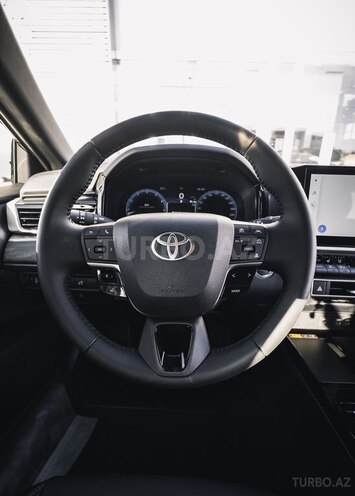 Toyota Camry-7