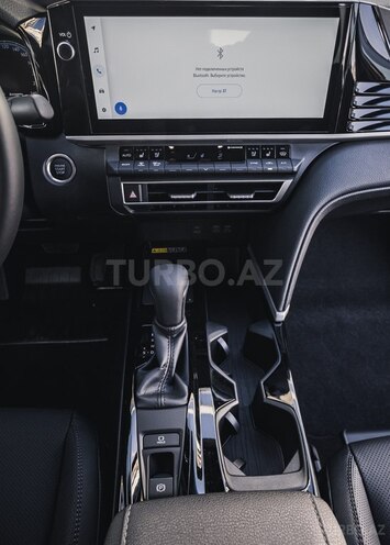 Toyota Camry-14