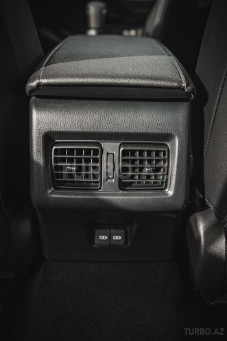 Toyota Camry-9