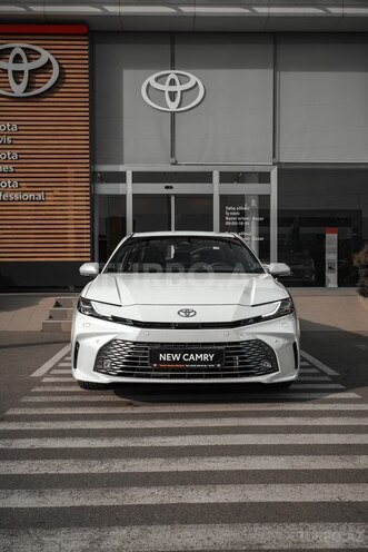 Toyota Camry-2