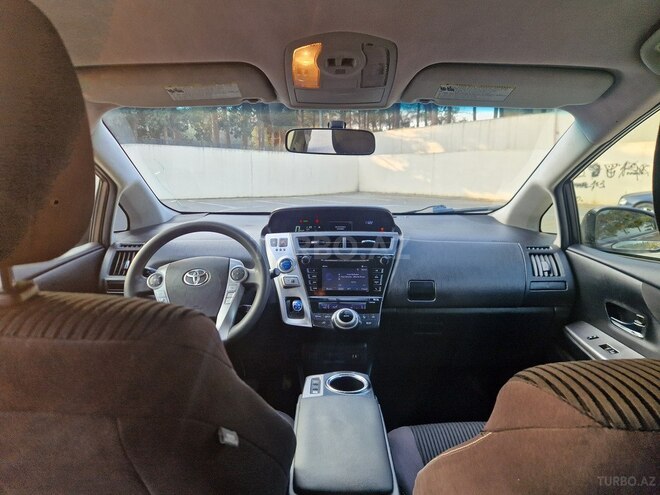 Toyota Prius V 2015, 210,000 km - 1.8 l - Bakı