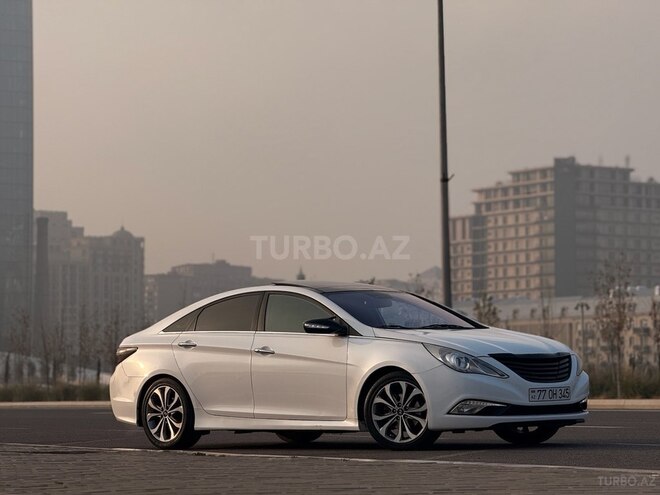 Hyundai Sonata-5