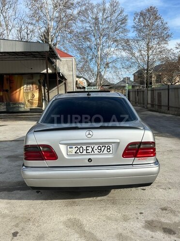 Mercedes E 230 1996, 427,900 km - 2.3 l - Tovuz