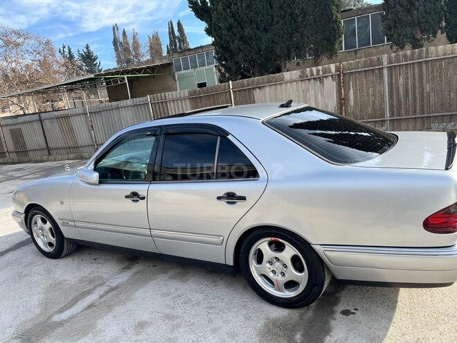 Mercedes E 230 1996, 427,900 km - 2.3 l - Tovuz