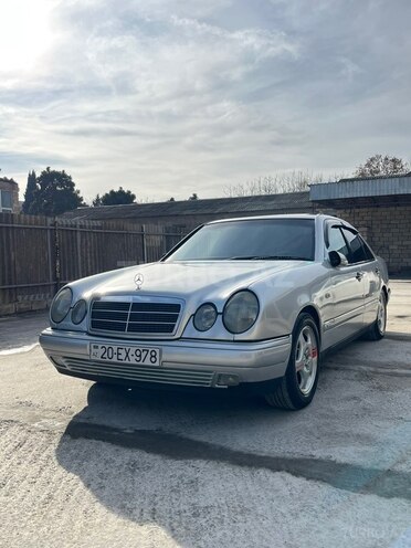 Mercedes E 230 1996, 427,900 km - 2.3 l - Tovuz