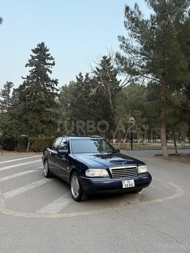 Mercedes C 200-3