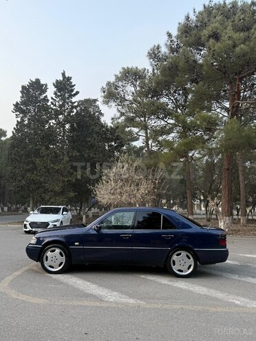 Mercedes C 200-6
