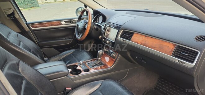 Volkswagen Touareg 2010, 284,226 km - 3.6 л - Sumqayıt