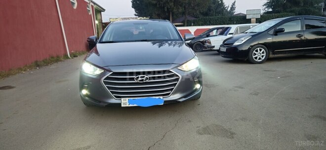 Hyundai Avante 2015, 264,500 km - 1.6 л - Bakı