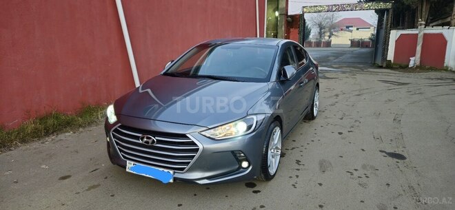 Hyundai Avante 2015, 264,500 km - 1.6 л - Bakı