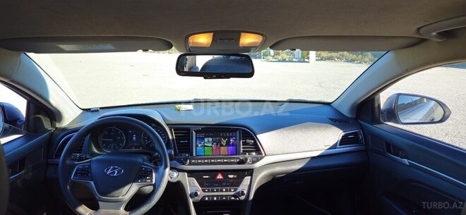 Hyundai Avante 2015, 264,500 km - 1.6 л - Bakı