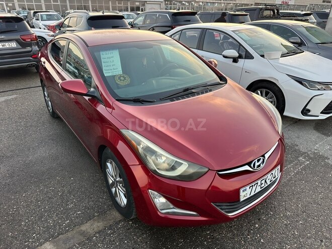 Hyundai Elantra-3