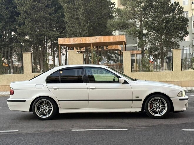 BMW 525 2001, 254,800 km - 2.5 l - Bakı