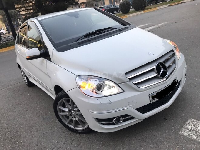 Mercedes B 180 2009, 181,000 km - 1.7 l - Sumqayıt
