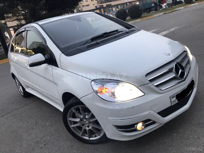 Mercedes B 180 2009, 181,000 km - 1.7 l - Sumqayıt