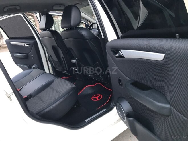 Mercedes B 180 2009, 181,000 km - 1.7 l - Sumqayıt