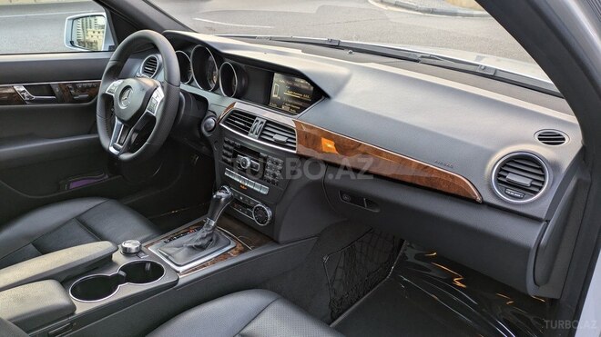 Mercedes C 250 2011, 260,000 km - 1.8 l - Bakı