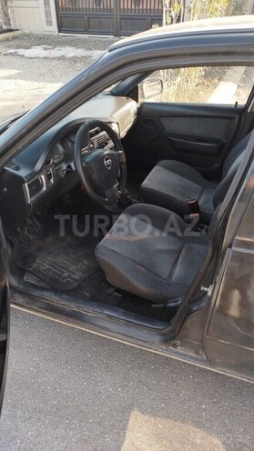 Daewoo Nexia 2011, 380,000 km - 1.5 l - Quba