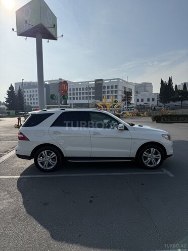 Mercedes ML 350 4MATIC 2011, 207,000 km - 3.5 l - Bakı