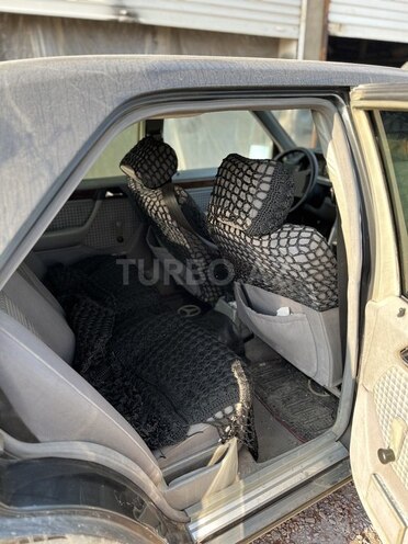 Mercedes 200 E 1990, 666,000 km - 2.0 l - Bakı