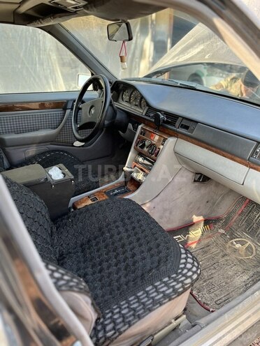 Mercedes 200 E 1990, 666,000 km - 2.0 l - Bakı