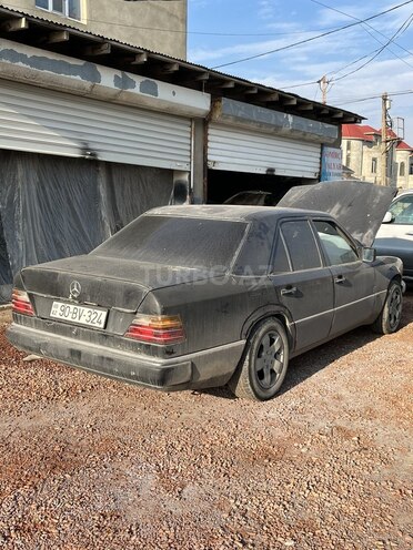 Mercedes 200 E 1990, 666,000 km - 2.0 l - Bakı