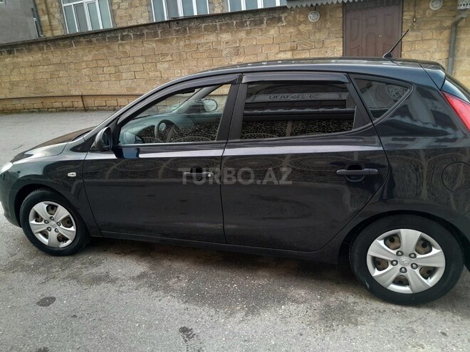 Hyundai i30 2009, 207,000 km - 1.4 l - Quba