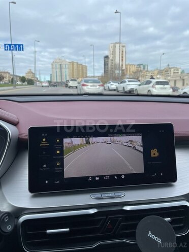 Geely Coolray-13