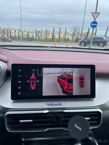 Geely Coolray-14