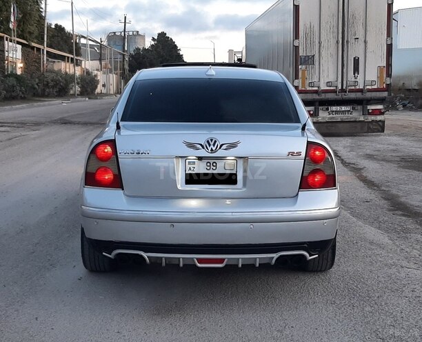 Volkswagen Passat 2002, 335,000 km - 1.8 l - Bakı