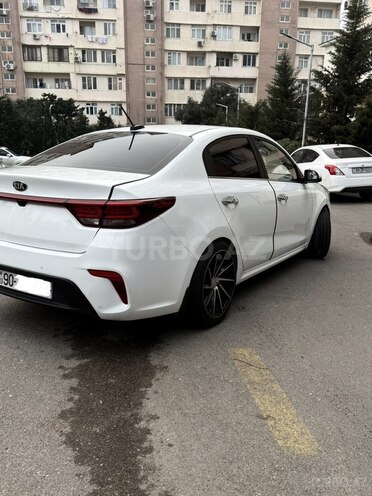 Kia Rio 2019, 88,700 km - 1.6 l - Bakı