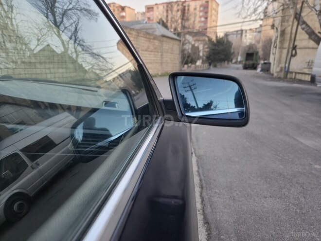 BMW 525 2005, 350,000 km - 2.5 l - Xırdalan