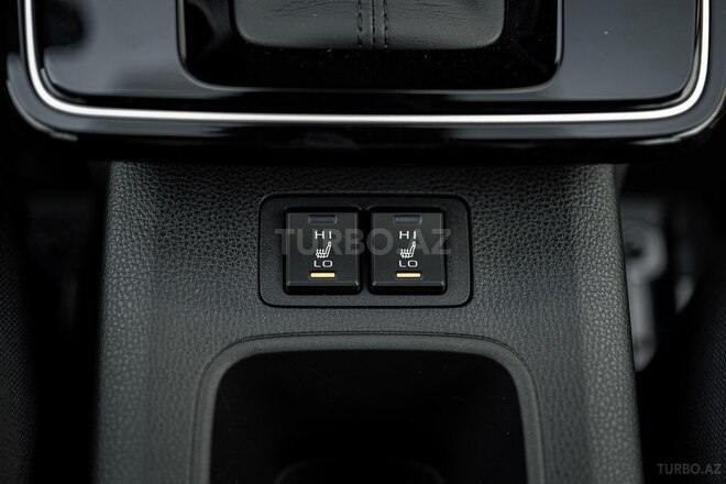 Toyota Corolla Cross-15