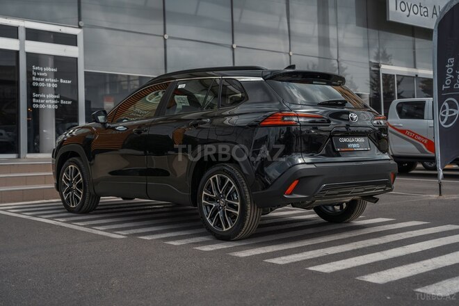Toyota Corolla Cross 2026, 0 km - 2.0 l - Bakı
