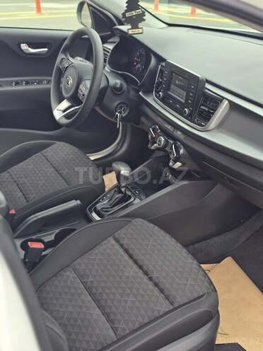 Kia Rio 2018, 165,762 km - 1.6 l - Bakı