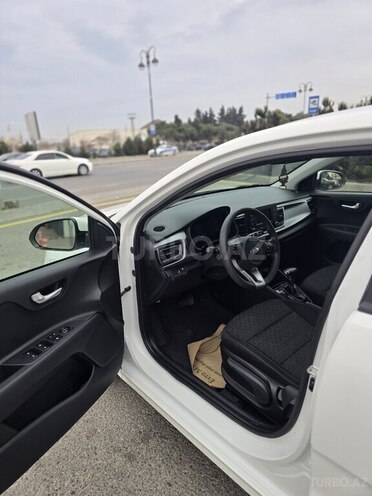 Kia Rio 2018, 165,762 km - 1.6 l - Bakı